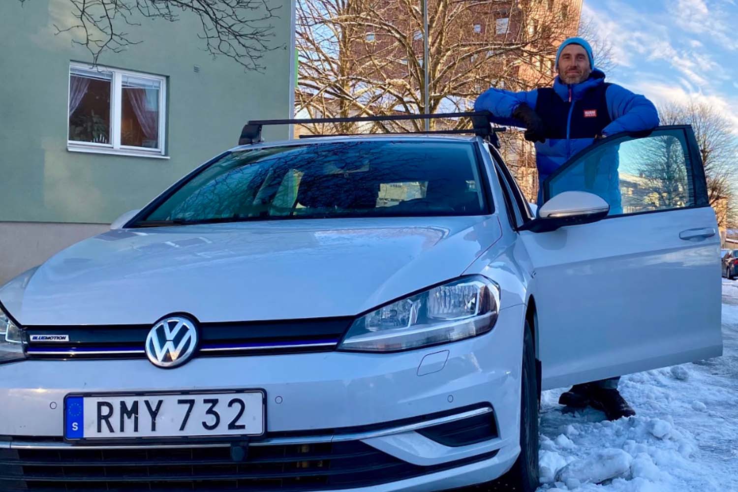 Ingemar hyr ut sin bil